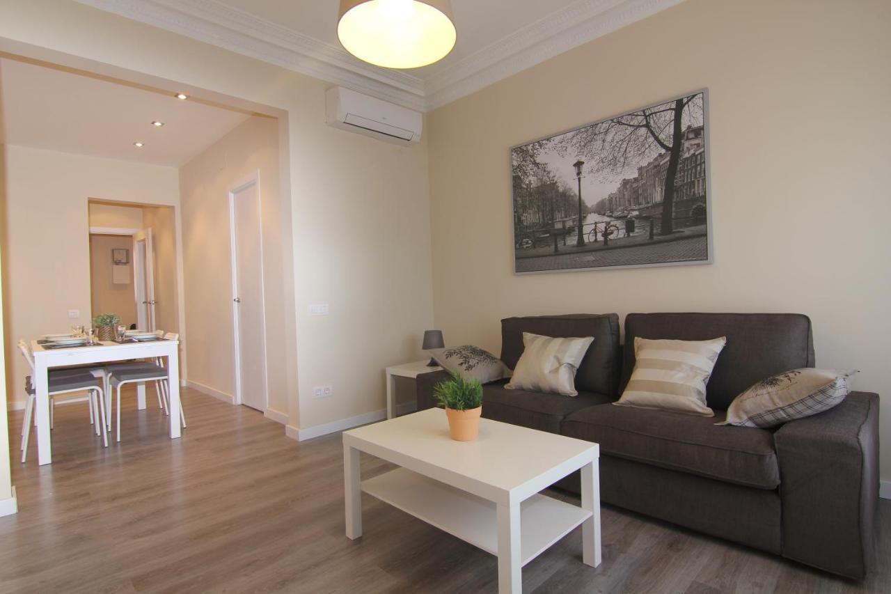Felip - Spacious And Quiet Apartments Barcelona Exterior photo